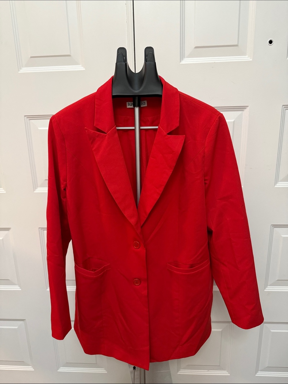 luna Red Tailored Notch-Lapel Blazer